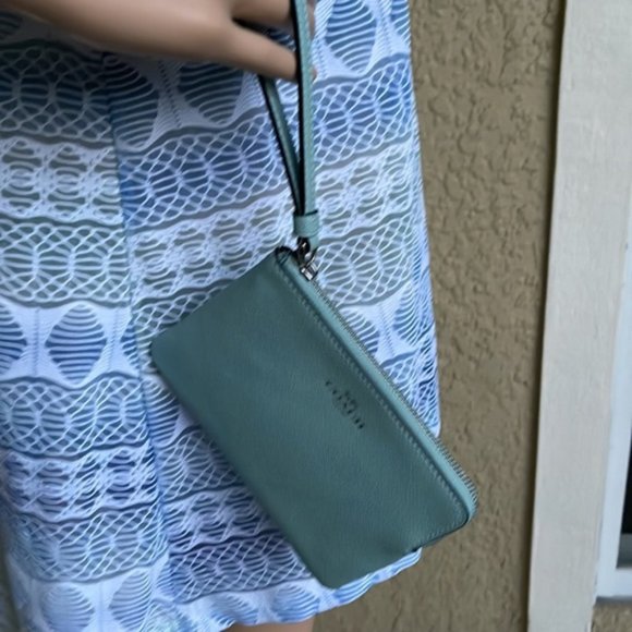 Coach Corner Zip Wristlet  Leather NWT - Picture 9 of 14